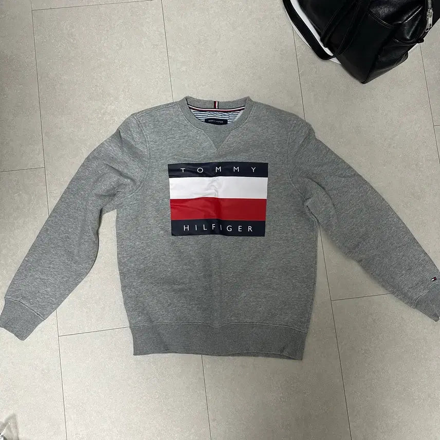[BUNJANG] Tommy Hilfiger Men's Sweatshirt / 타미힐피거 맨투맨