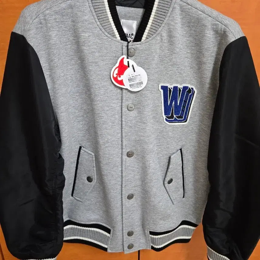 [BUNJANG] WACC Varsity Jacket / 새상품 wacc 왁 골프웨어 바시티 자켓 팝니다. 정가49만원