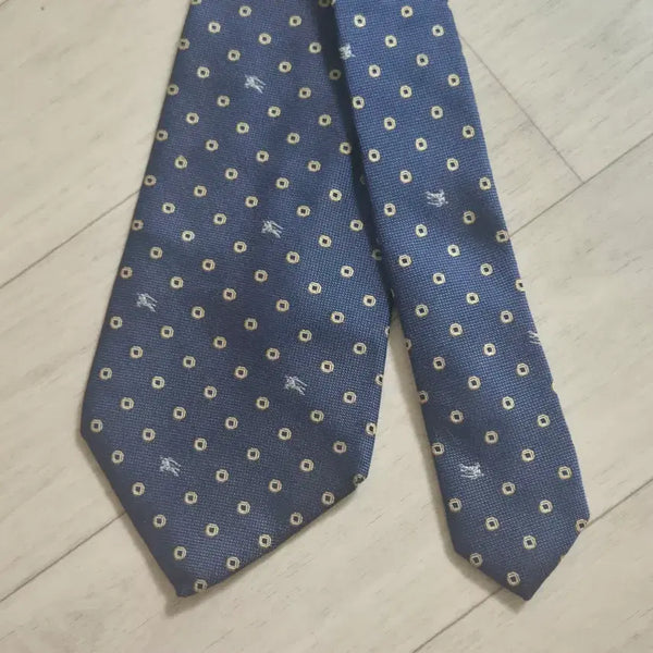 [BUNJANG] Burberry Silk Necktie Gold Pattern Navy / 버버리 실크 넥타이