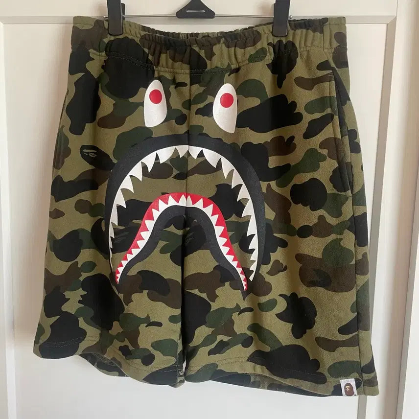 [BUNJANG] BAPE Shark Shorts Green M / 베이프 샤크 숏팬츠 베이프반바지 그린 M