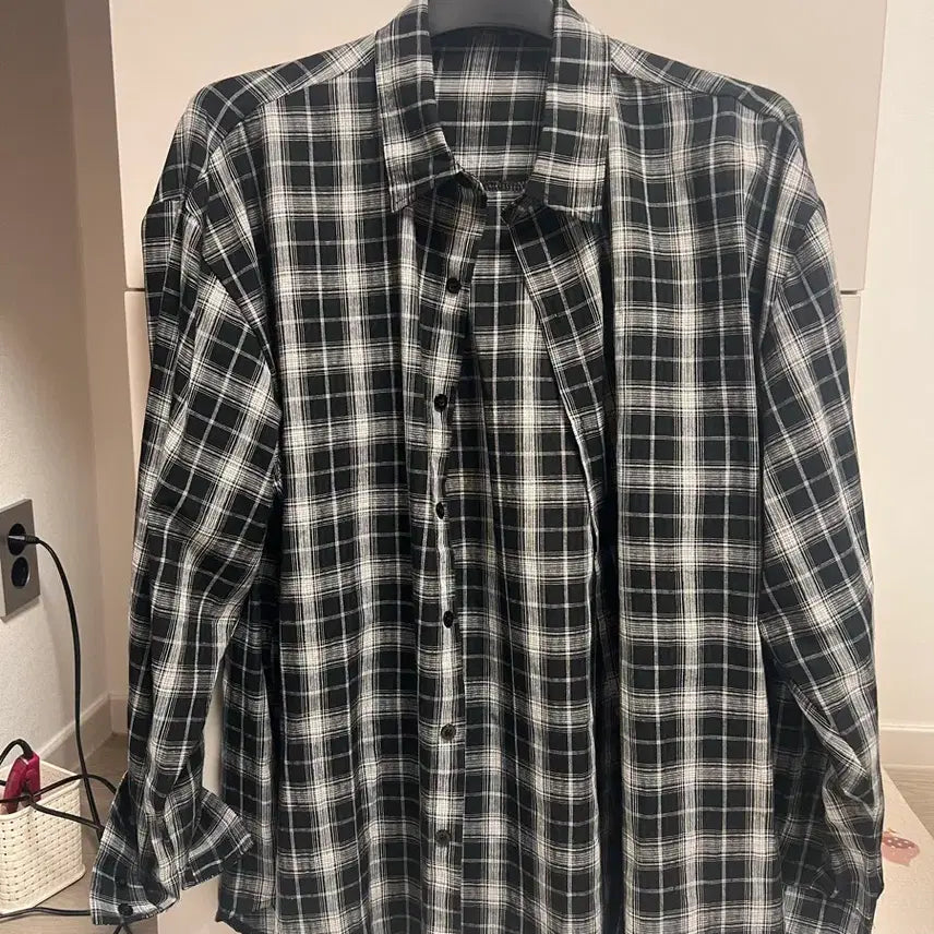 [BUNJANG] Black and White Checkered Shirt / 체크 무늬 셔츠 블랙 화이트