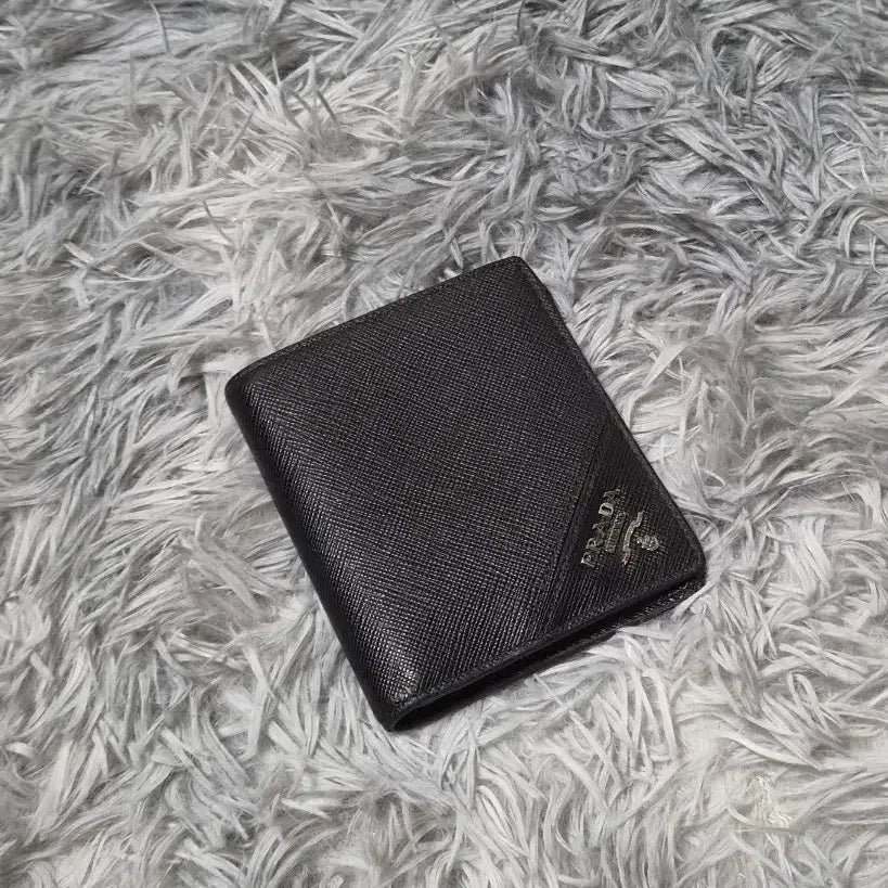 [BUNJANG] Prada Bi-fold Wallet Black / 프라다 반지갑 블랙(남녀공용)