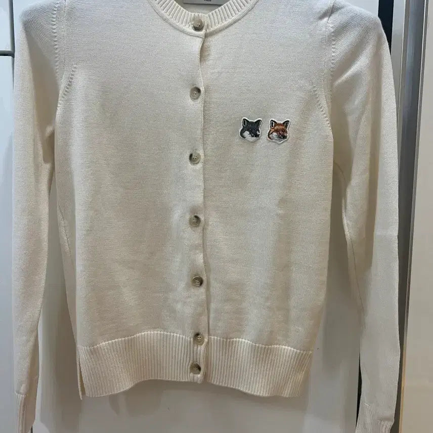 [BUNJANG] Maison Kitsuné Ivory Women's Cardigan Size 55-55 (S) / 메종키츠네 아이보리 여성가디건 55~55반
