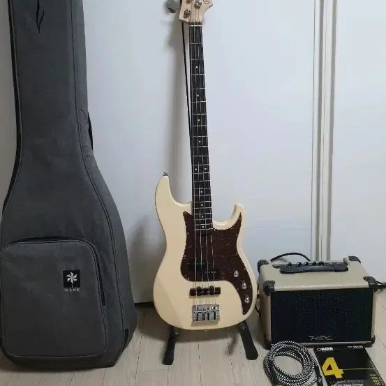 [BUNJANG] HEX Electric Bass Guitar Full Set (Cream) / 헥스 베이스기타
