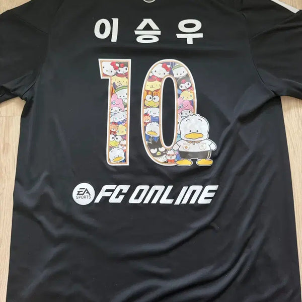 [BUNJANG] Team K League Sanrio x Lee Seung-woo Jersey / 팀k리그 산리오 이승우 유니폼