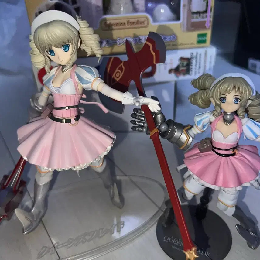 [BUNJANG] Megahouse Queen's Blade Ymir 1/8 Scale Figure & Kaiyodo Revoltech Ymir Figure Bundle Set / 퀸즈 블레이드 유미르 피규어
