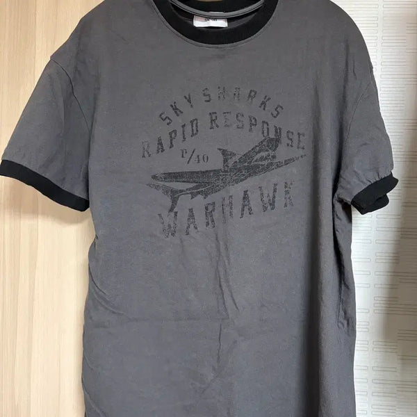 [BUNJANG] Ringer T-Shirt / 링거 반팔티