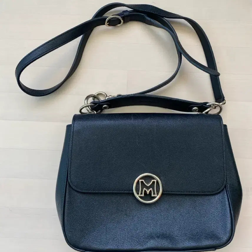 [BUNJANG] Metroc City Leather Crossbody Bag / 메트로시티 가방 크로스백