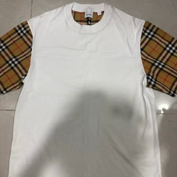[BUNJANG] Burberry Nova Check Short Sleeve T-Shirt White M / [당일출고,M사이즈] 버버리 노바체크 반팔
