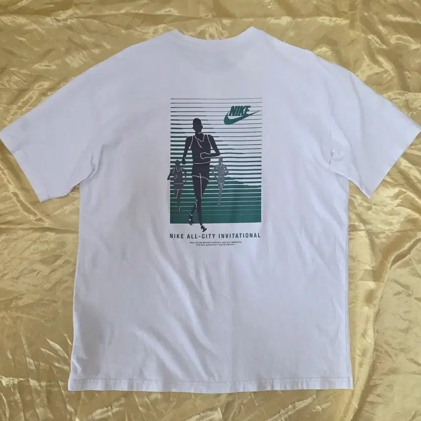 [BUNJANG] Nike Printed T-Shirt L (100) / 나이키. 프린팅티셔츠 L=100.