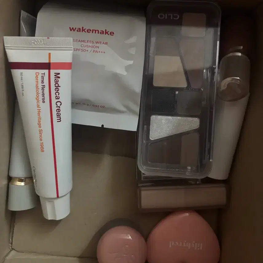 [BUNJANG] WakeMake, Centellian24, Clio, Naming, Mude, Lilybyred, Milk Touch, Fwee, Rom&nd, Holika Holika Makeup Bundle / 화장품 일괄