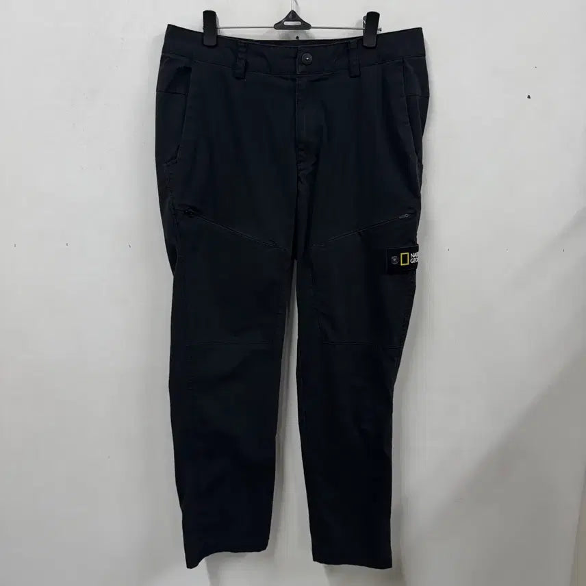 [BUNJANG] National Geographic Black Pants Size 76 / 내셔널지오그래픽 블랙 팬츠 76