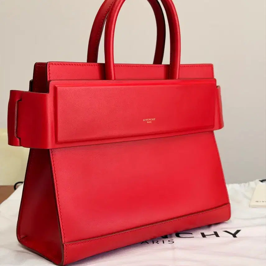 [BUNJANG] Givenchy Horizon Red Medium Tote Shoulder Bag / 지방시(GIVENCHY)호라이즌 레드 M 토트백 숄더백 가방