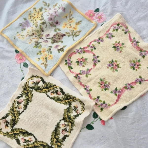 [BUNJANG] Paisley Embroidered Handkerchief Set (3 Types) / 페이즐리 자수 손수건 3종