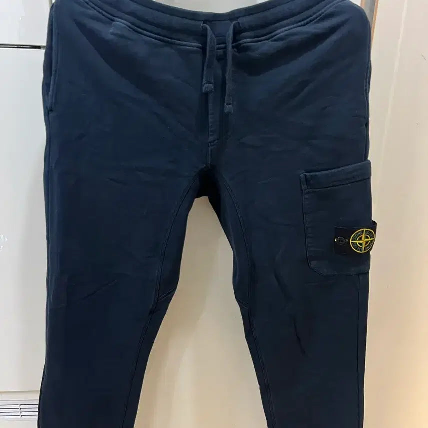 [BUNJANG] Stone Island Navy Jogger Pants Size M (32-34) / 스톤아일랜드 네이비 조거팬츠 32~34
