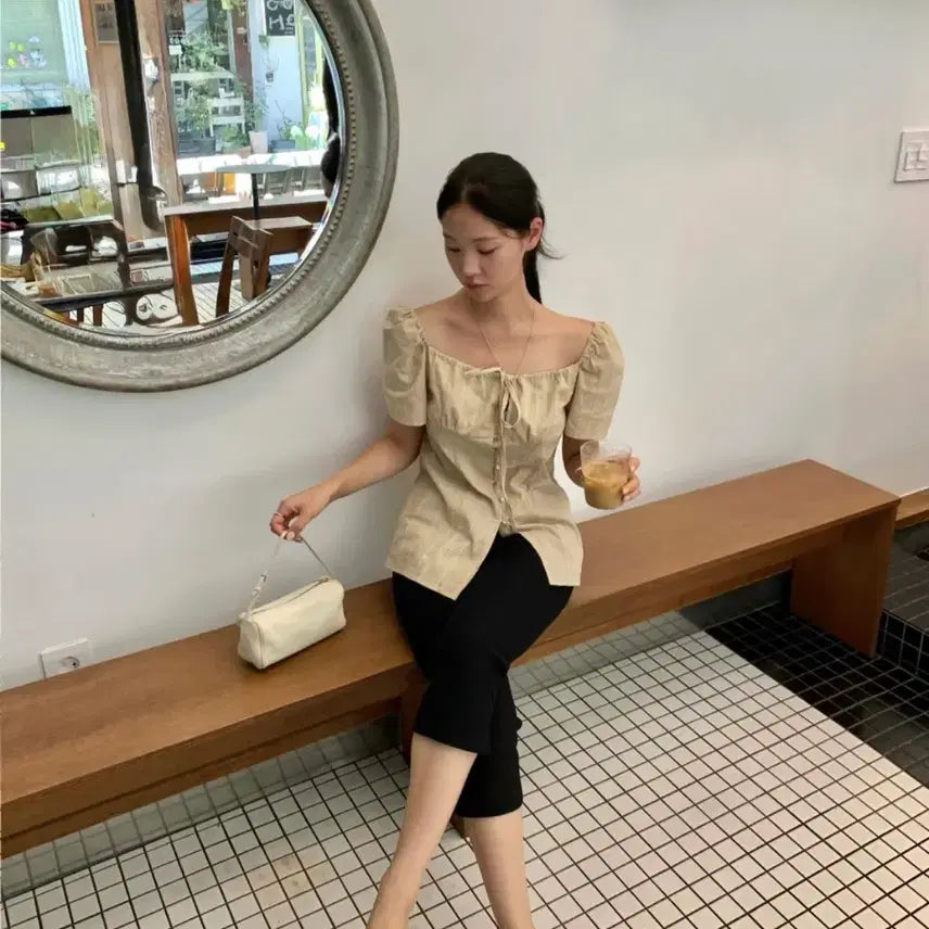 [BUNJANG] Lovemeow Louis Blouse (Beige) M / 러브미우 루이 블라우스(베이지)m