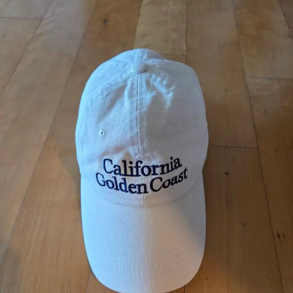 [BUNJANG] Who Are You California Golden Coast Ball Cap Beige / 후아유_캘리포니아 골든코스트 볼캡