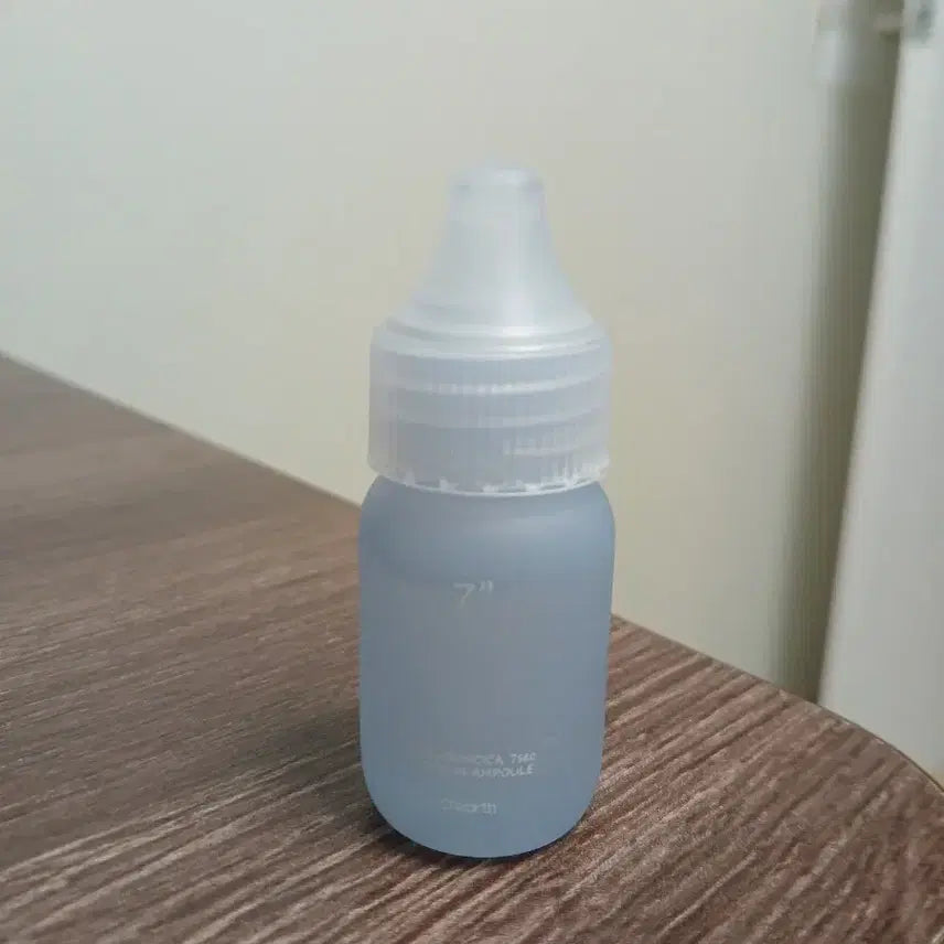 [BUNJANG] Orus Triple Layer Hyaluron Cica 7 Second Quick Dry Serum in Ampoule 15ml / (일주일 전 구매, 실사용 딱 한 번)오어스 트리플 레이어 히알루론시카 7초 속건조해소 세럼 인 앰플 15ml