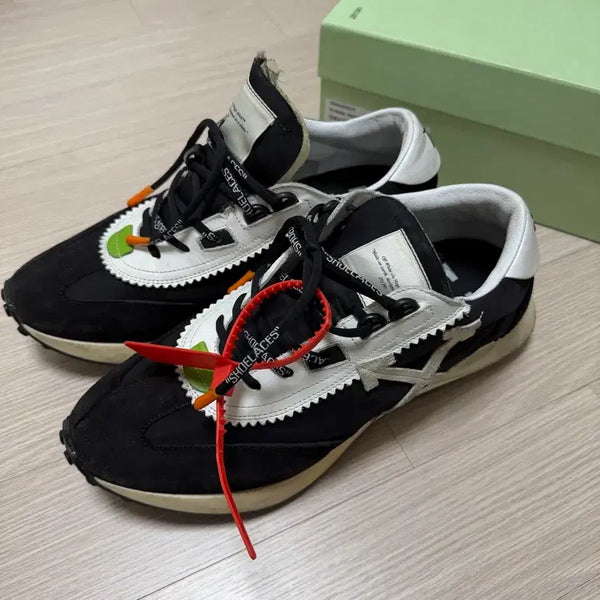 [BUNJANG] Off-White Runner Sneakers / 오프화이트 러너 스니커즈