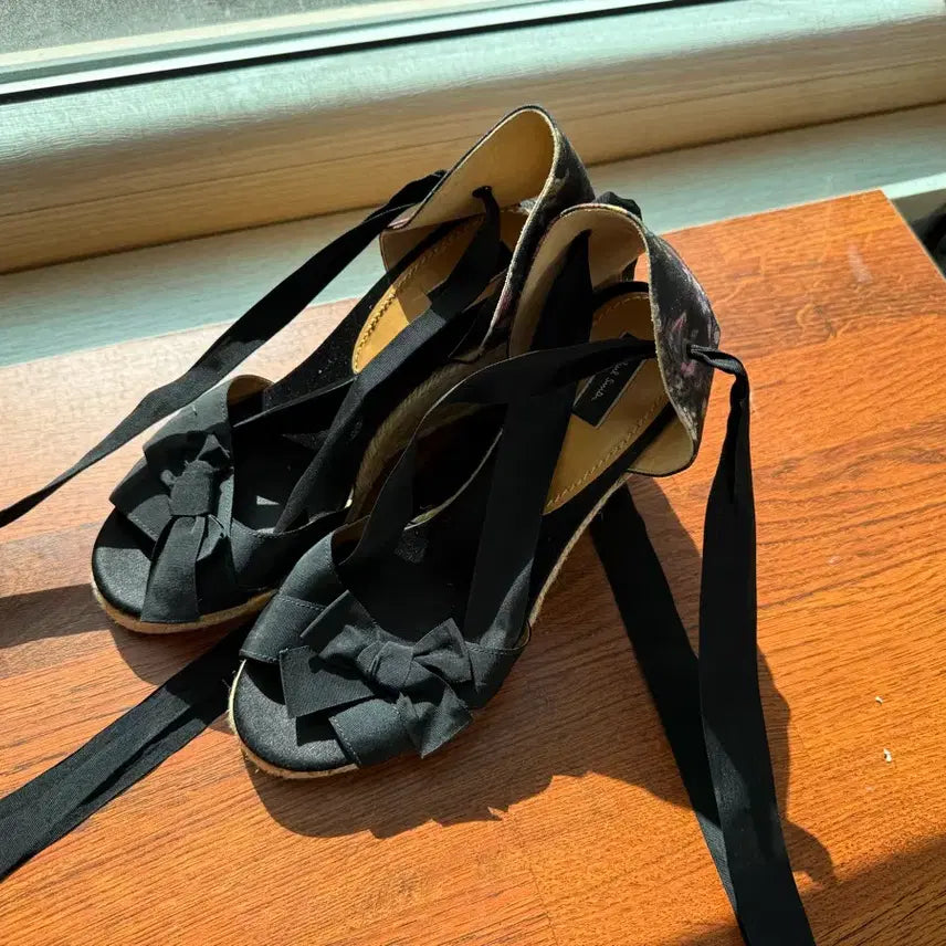 [BUNJANG] Paul Smith Women's Ribbon Detail Ankle Strap Heeled Sandals / Paul smith 샌들 구두