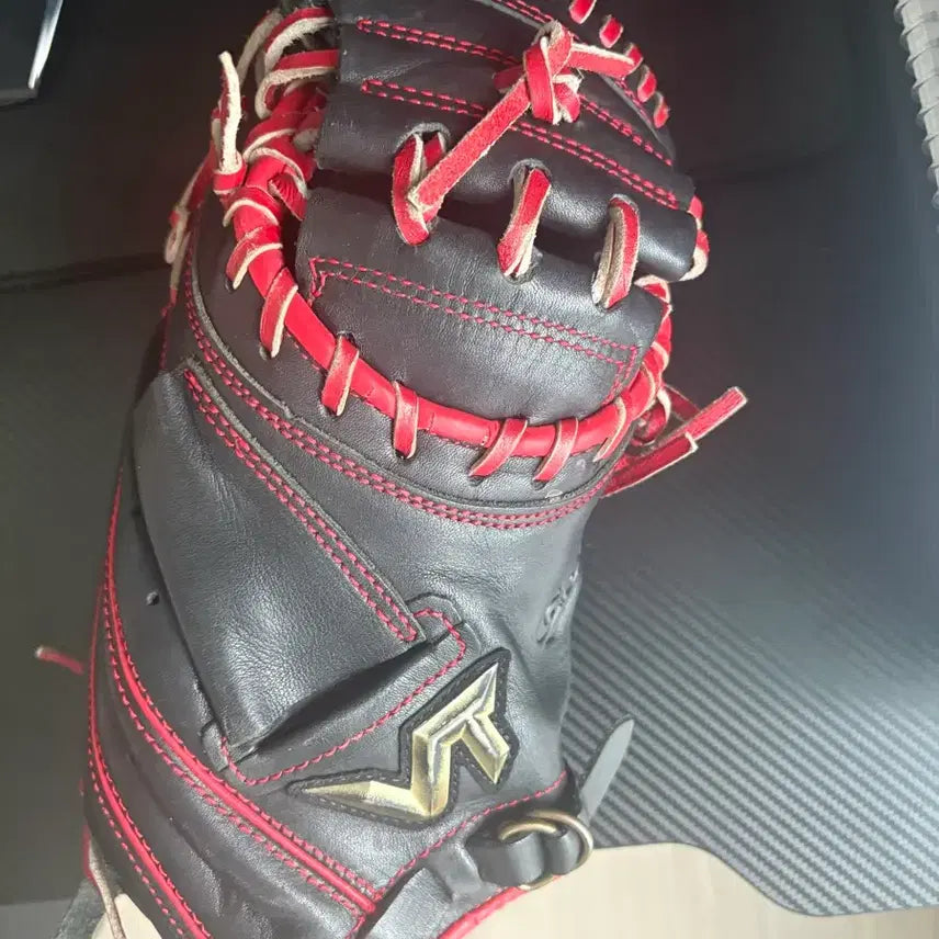 [BUNJANG] Volt Catcher's Mitt / 볼트 포수미트