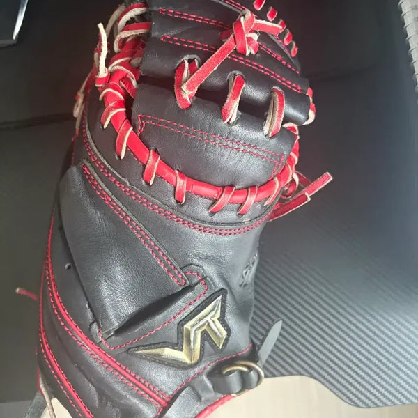 [BUNJANG] Volt Catcher's Mitt / 볼트 포수미트