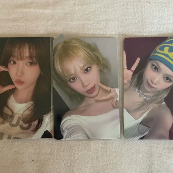[BUNJANG] Le Sserafim Kim Chaewon Iz*We Bundle Set Photocard / 일괄) 르세라핌 김채원 이즈위 3장