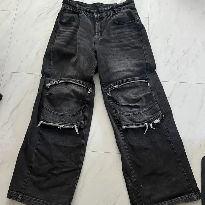 [BUNJANG] blr Knee Point Denim Pants Black / [L] blr 비엘알 니 포인트 데님 팬츠 블랙