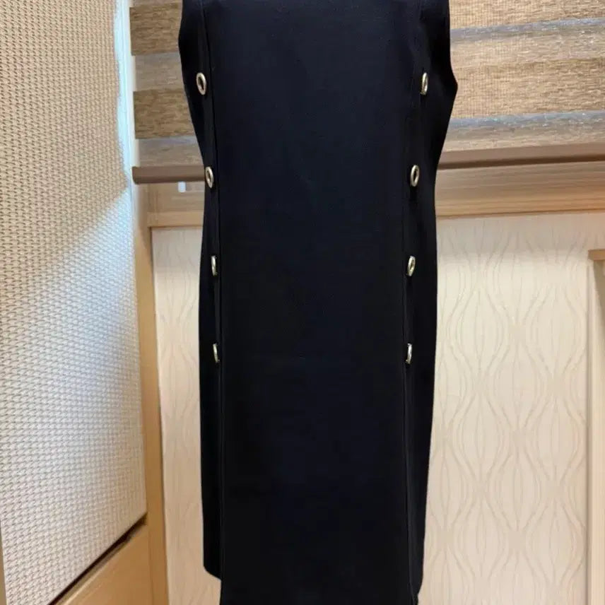 [BUNJANG] Basic Sleeveless Midi Dress / List 기본 민소매 원피스