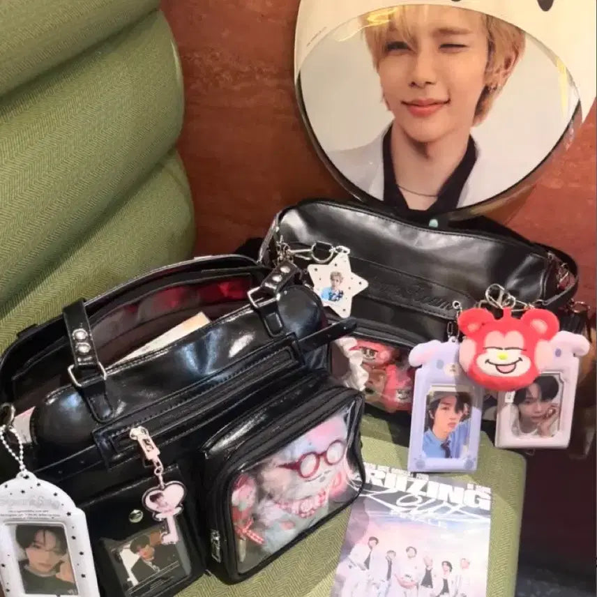 [BUNJANG] Otaku Original Biker Style Ita Bag Shoulder Bag - Black / Brown / 숄더백 / 오타쿠 오리지널 바이크풍 이타백 인형 가방 블랙 / 브라운
