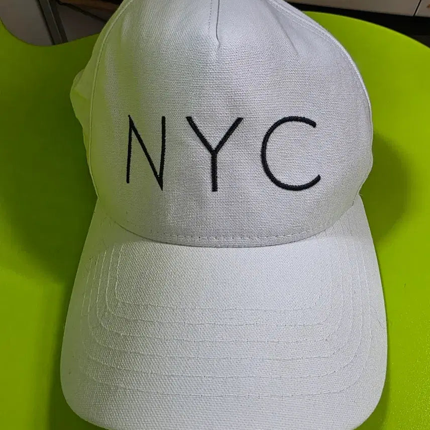 [BUNJANG] NYC Embroidered Cotton Baseball Cap - White / 볼캡 NYC 화이트