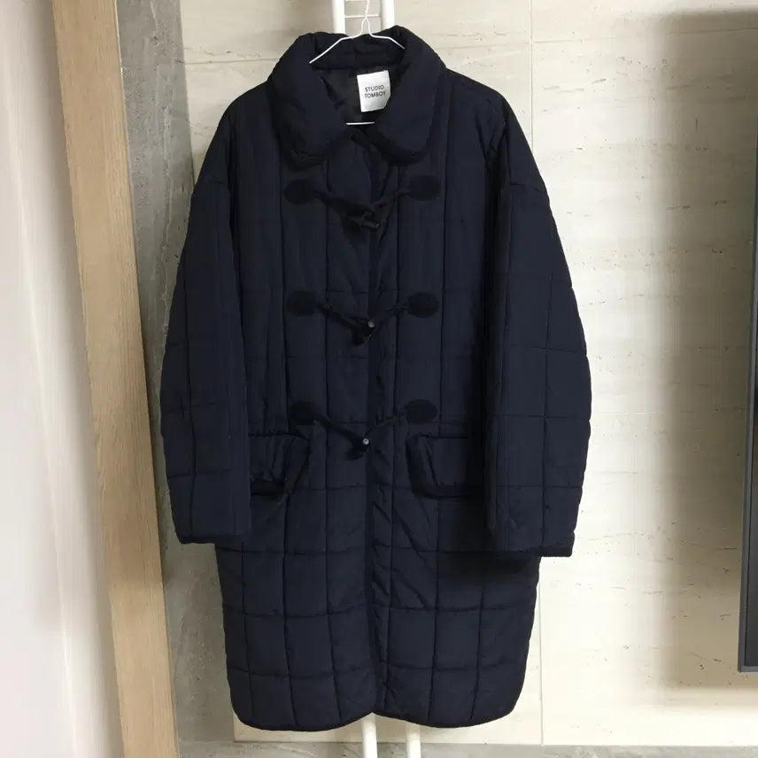 [BUNJANG] Studio Tomboy Quilting Padded Jacket Free Size Navy / 스튜디오 톰보이 23년 퀼팅 패딩 자켓 free