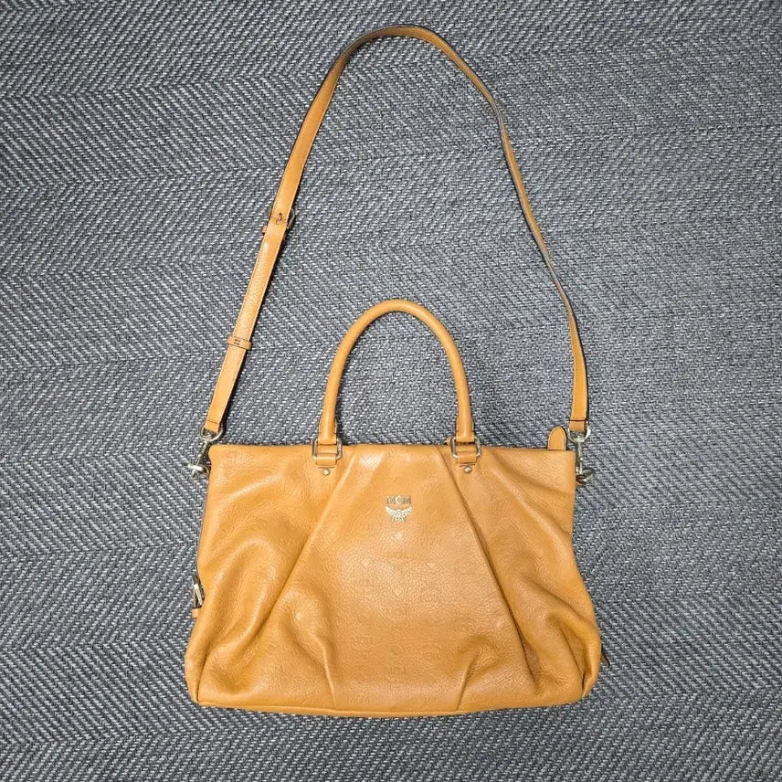 [BUNJANG] MCM Tote Bag Crossbody / 엠씨엠 MCM 토트백 크로스백