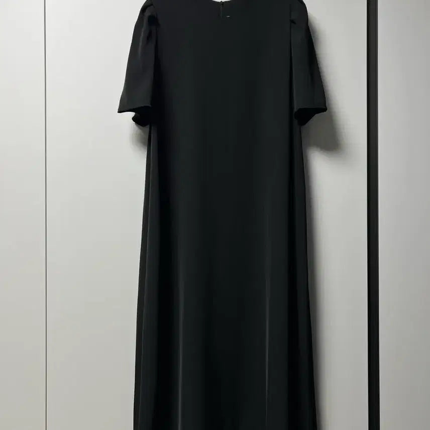 [BUNJANG] Premium Flowy Fabric Dress / 찰랑 고급 원단 차르르 원피스