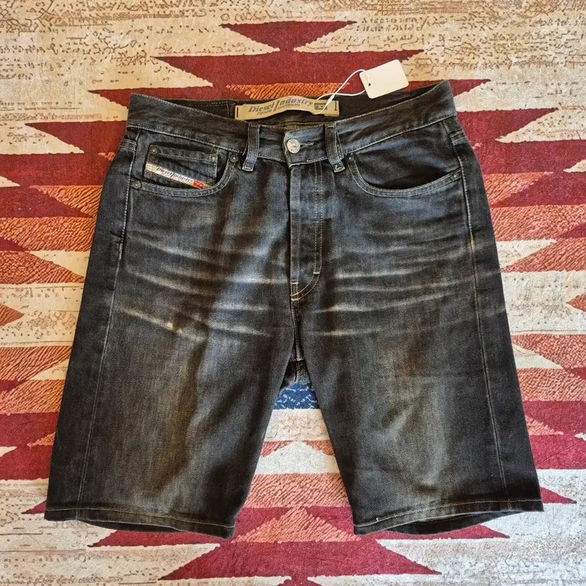 [BUNJANG] Diesel Washed Denim Shorts (Size 27) / 디젤 워싱 데님 팬츠 반바지 (27)