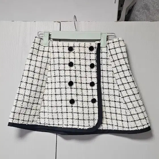 [BUNJANG] Tweed Check Double-Button Midi Skirt / 트위드 체크 더블 버튼 스커트