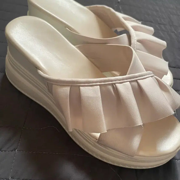 [BUNJANG] Frill Mule Slippers - Beige / 프릴 뮬 슬리퍼 베이지