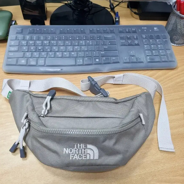 [BUNJANG] The North Face Unused Hip Pack Sling Bag / [정품/미사용] 노스페이스 힙색 슬링백