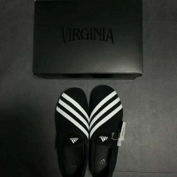 [BUNJANG] Adidas Pharrell x Barrio Flat Shoes / [새상품] 아디다스 x 바리오 플랫 어서 PHARRELL