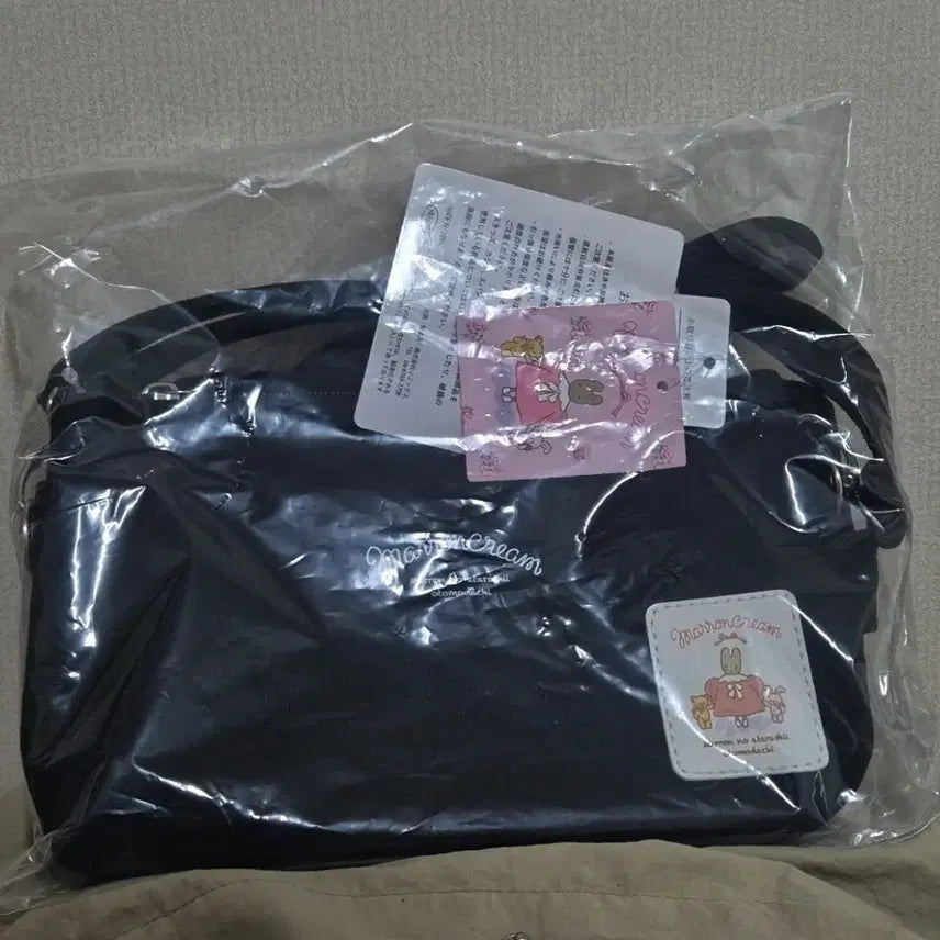 [BUNJANG] Sanrio Marron Cream Shoulder & Cross Bag Black / 산리오 마론크림 가방 블랙