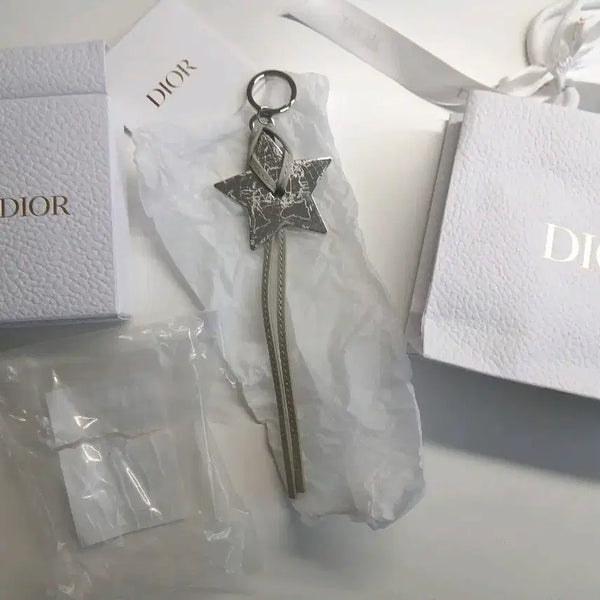 [BUNJANG] Dior World Lucky Star Keyring Bag Charm / 디올 월드 럭키 스타 키링 키체인 백참