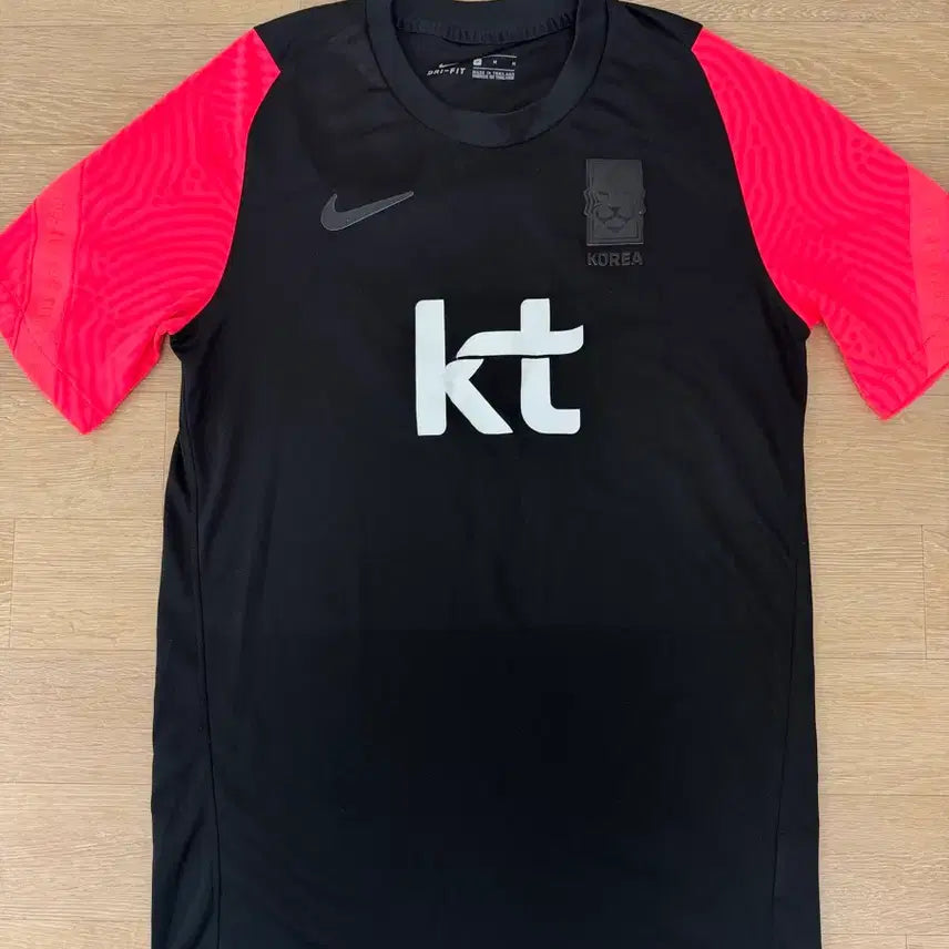 [BUNJANG] Korea National Football Team Player Issue Training T-Shirt M Size / 20-22 대한민국 국대 트레이닝 반팔 선수지급용