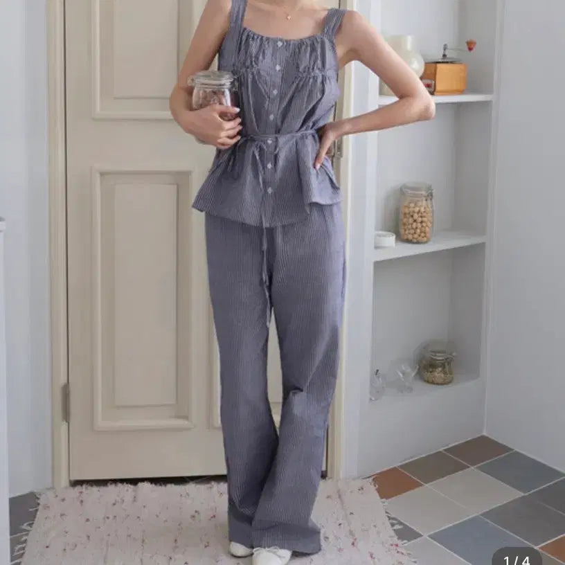[BUNJANG] LeBETI Pin Stripe Setup Navy / (정가 19만원) 르베티 핀 스트라이프 셋업 _네이비