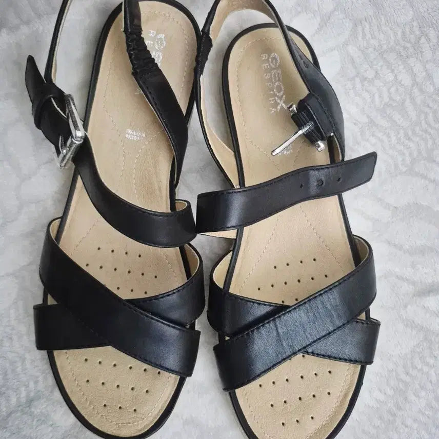 [BUNJANG] GEOX Respira Black Sandals / 제옥스 GEOX 레스피라 샌들 블랙