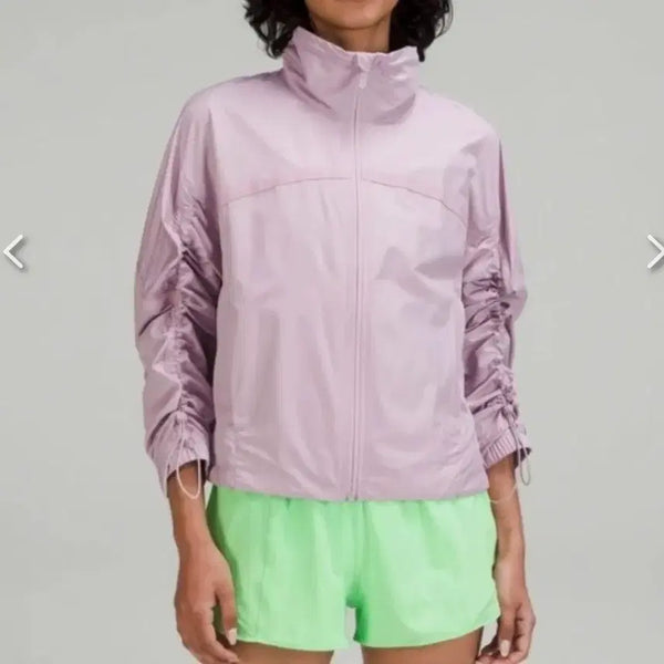 [BUNJANG] Lululemon Lightweight Cropped Jacket Size 8 / 룰루레몬 신상 라이트웨이트 크롭 자켓 8