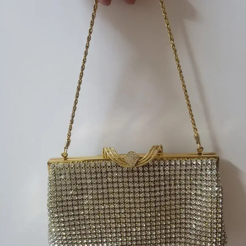 [BUNJANG] Gold Cubic Embellished Clutch Bag / 큐빅 장식 클러치 백 골드