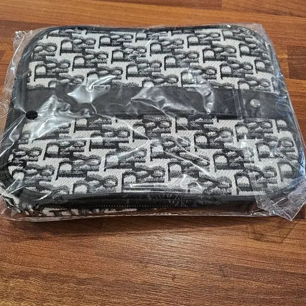 [BUNJANG] Multi-purpose Pouch with Pattern / 파우치겸 다용도가방