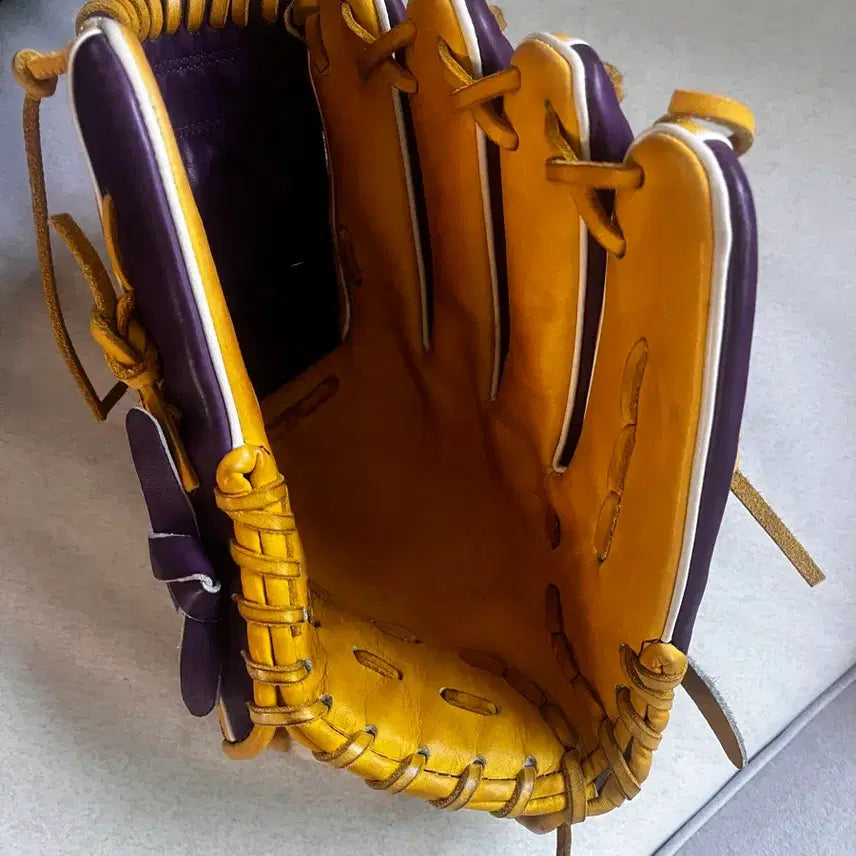 [BUNJANG] Miracle Pitcher's Glove / 미라클 투수 글러브
