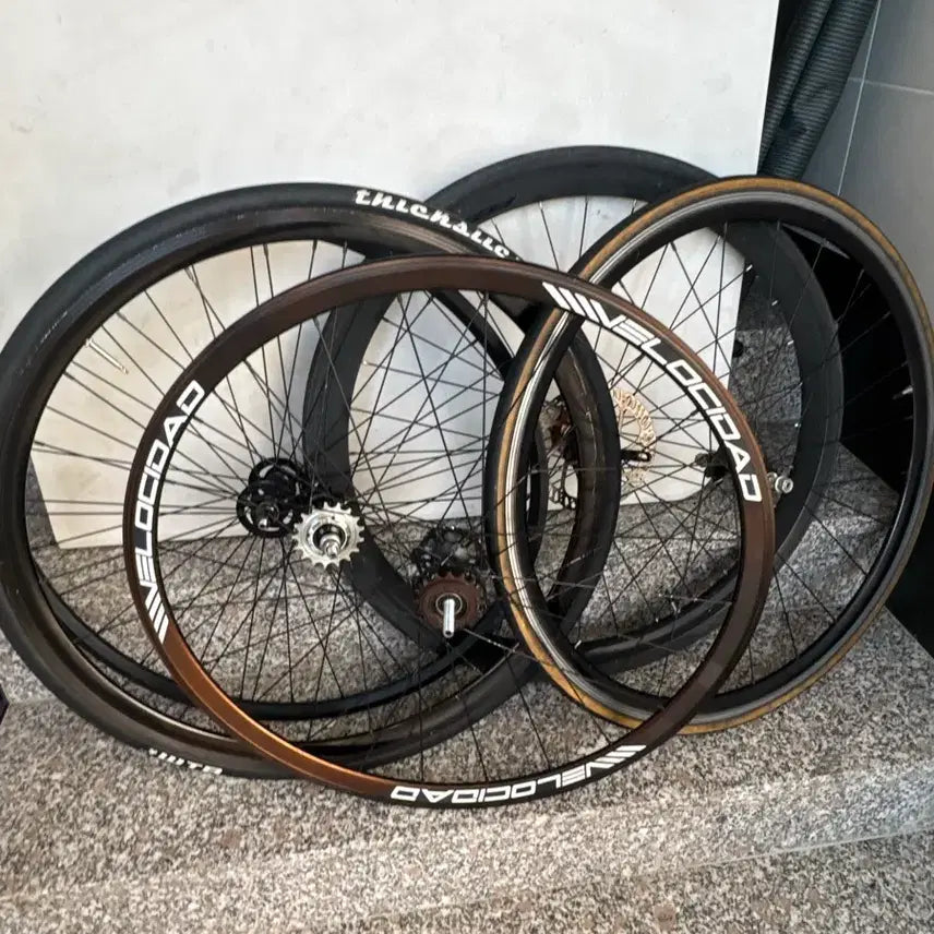 [BUNJANG] Velocidad Wheelset Bundle (2+1 Rear, Novatec Front, Road Front) / 휠셋 일괄판매 (벨로시닷 휠셋2+1리어+노바텍+로드 프론트)