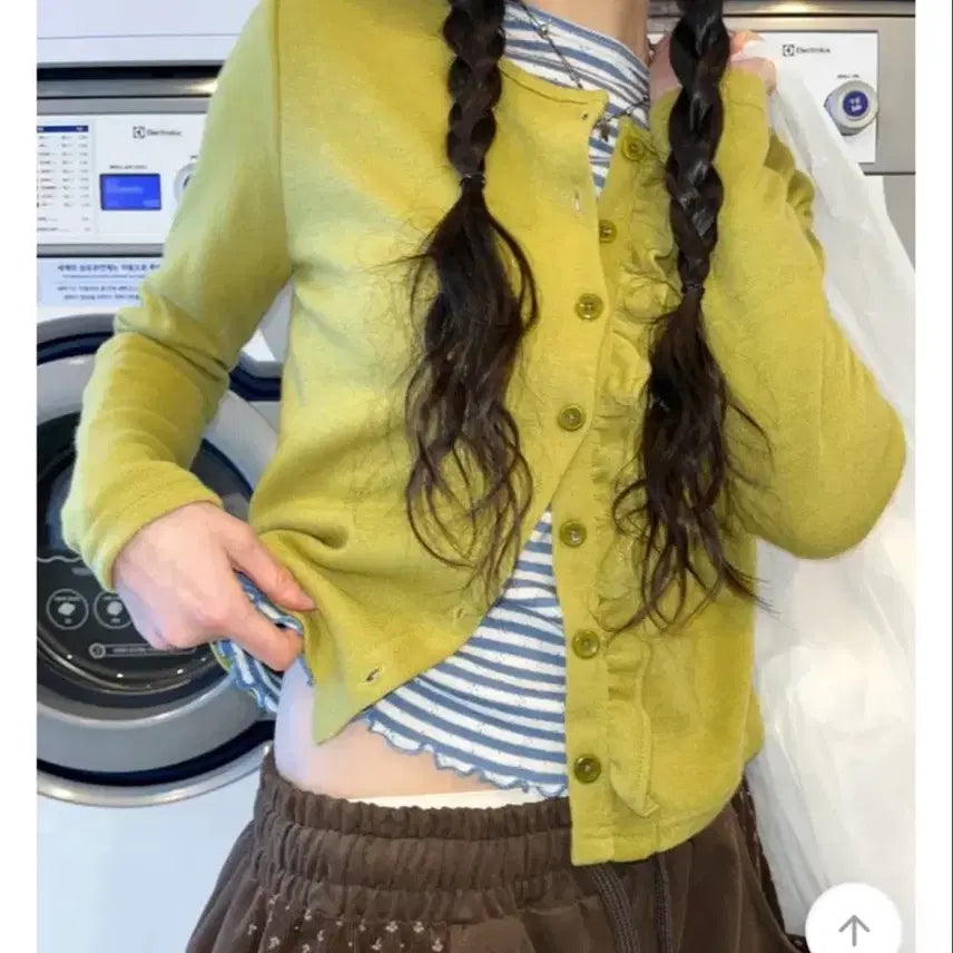 [BUNJANG] Kim Ah-hop Frill Cardigan / 김아홉 프릴 가디건